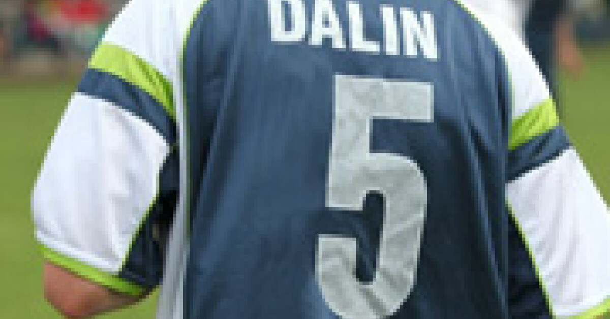 Piłka nożna, III liga: Drugi remis Dalinu - spadek na 5 miejsce