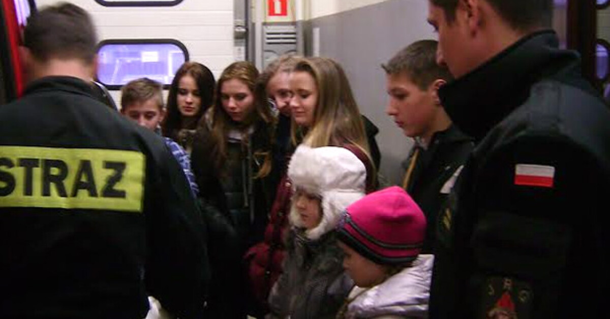 Dzieci z Krzyszkowic zwiedzały jednostkę PSP w Myślenicach 