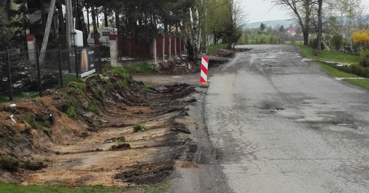 Siepraw: Ruszyły remonty dróg i budowa chodników. Utrudnienia potrwają do końca września