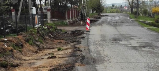 Siepraw: Ruszyły remonty dróg i budowa chodników. Utrudnienia potrwają do końca września