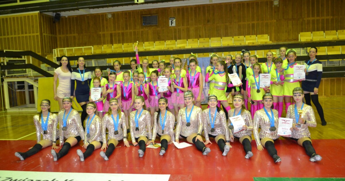 Mistrzostwa Polski Cheerleaders: 7 złotych medali dla Lady Fitness