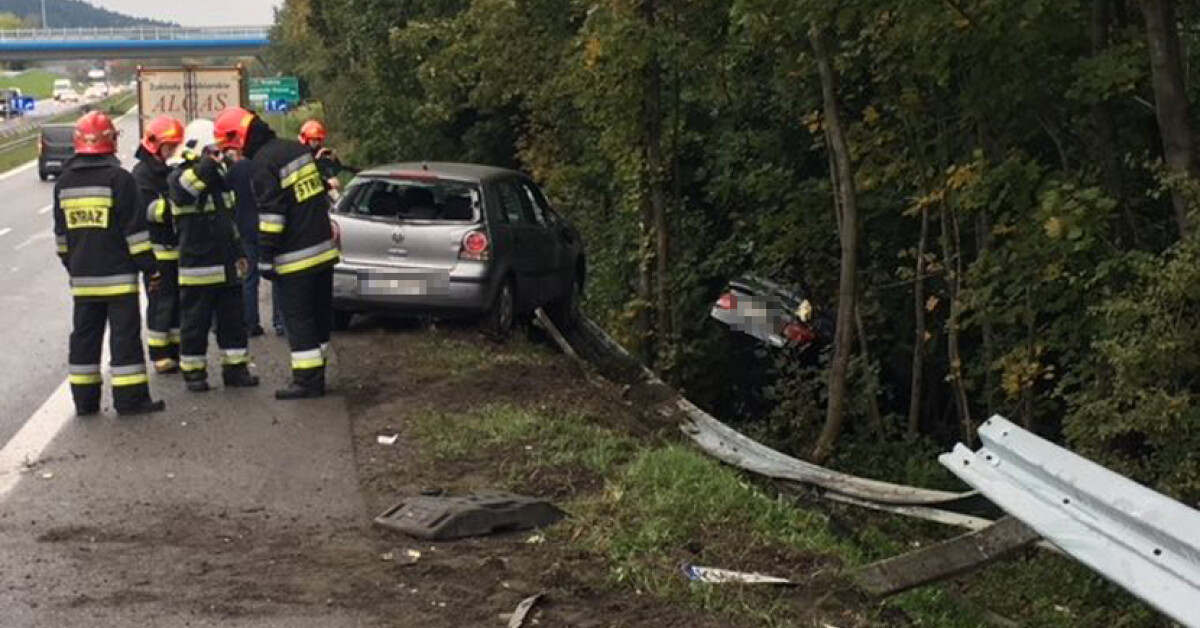 Myślenice: Samochód wyleciał poza bariery na Zakopiance