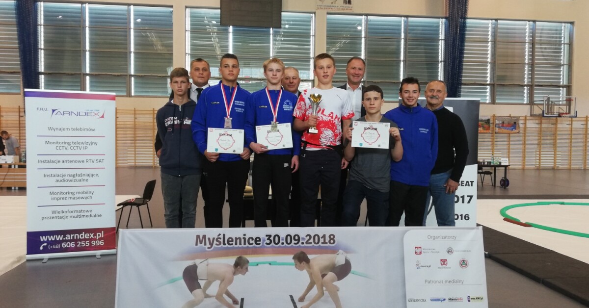 Mistrzostwa Polski w Sumo: Złoty Szpakiewicz, brązowy Mastela. Myślenice na 3 miejscu