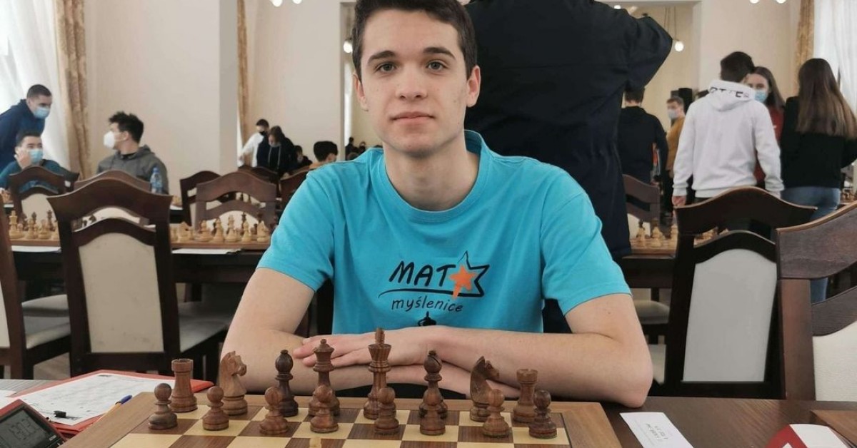 W szachy gra od 11 lat. Jakub Suder został mistrzem Międzynarodowej Federacji