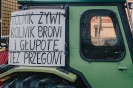 Protest rolników w Myślenicach. Kilkadziesiąt ciągników jeździło ulicami miasta przez cały dzień
