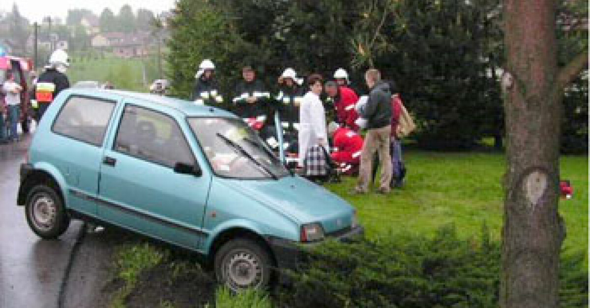Siepraw: Samochód wjechał w grupę pieszych