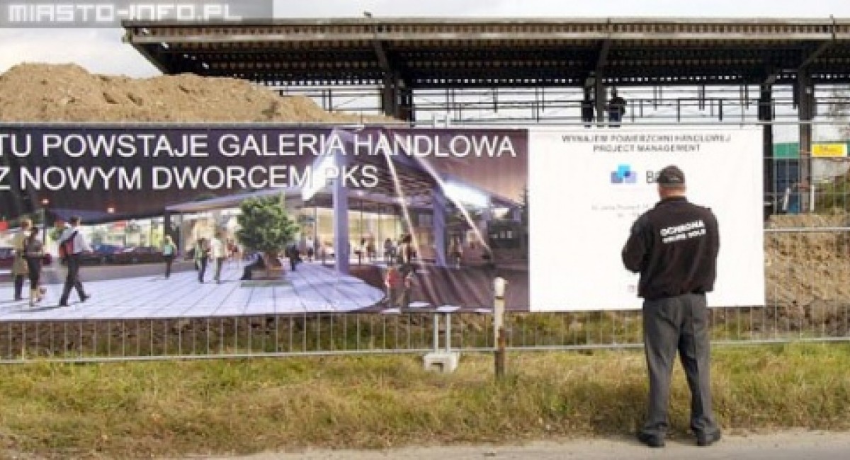Tu powstaje galeria handlowa z nowym dworcem PKS