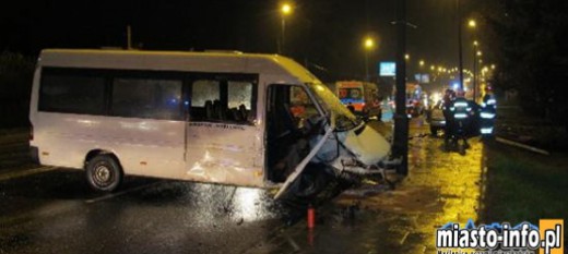 Kraków: Wypadek busa obsługującego trasę Myślenice-Kraków