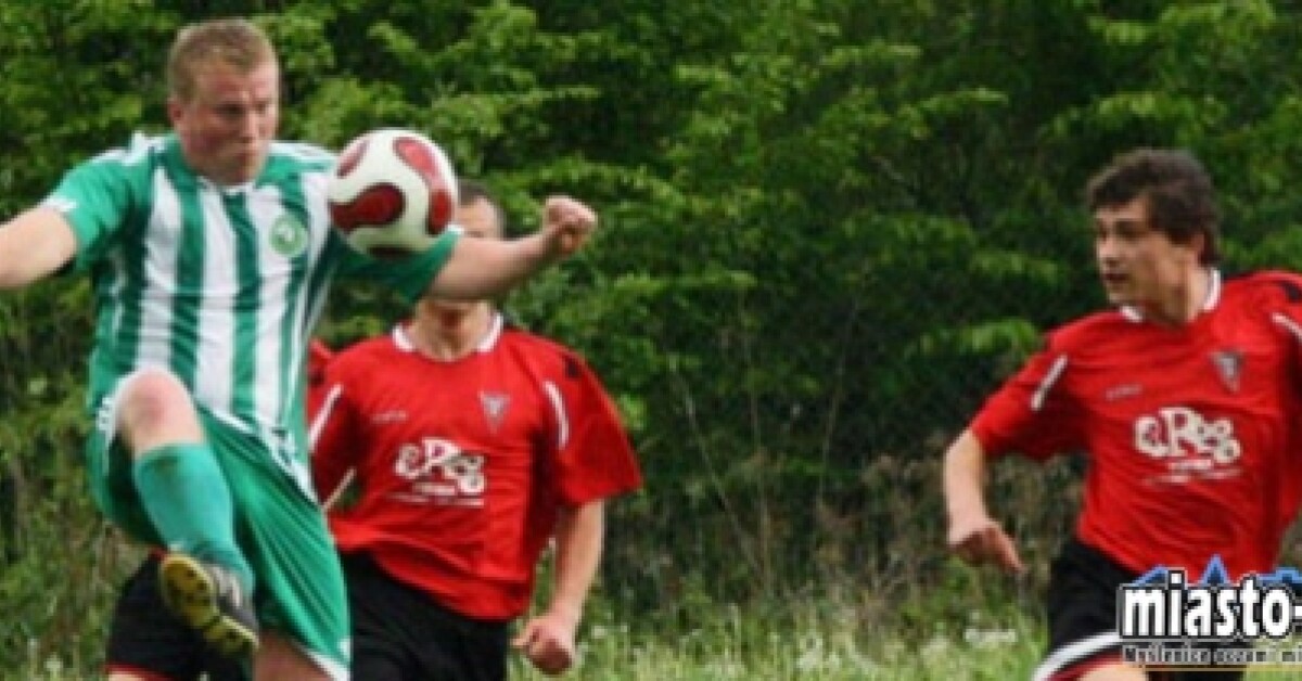 Piłka nożna: Orzeł Myślenice - Pcimianka Pcim 0:3 (0:2)