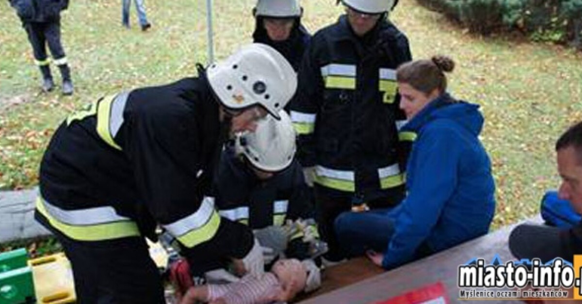 Wiśniowa: Manewry medyczne 2012: Strażacy z OSP Głogoczów najlepsi