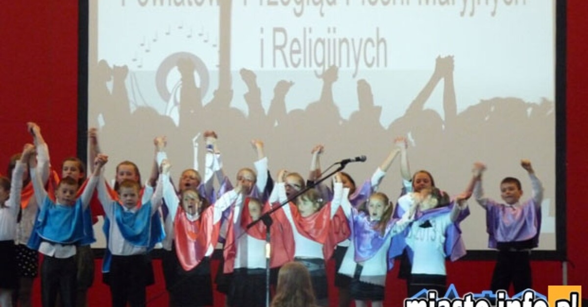 Powiatowy Przegląd Pieśni Maryjnych i Religijnych 2013