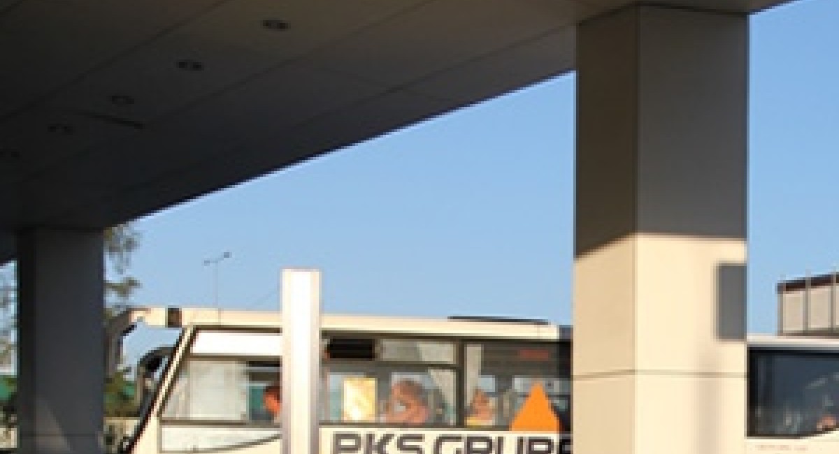 PKS Myślenice upadł. Kursy zawieszone. Nowy zarządca kusi busiarzy