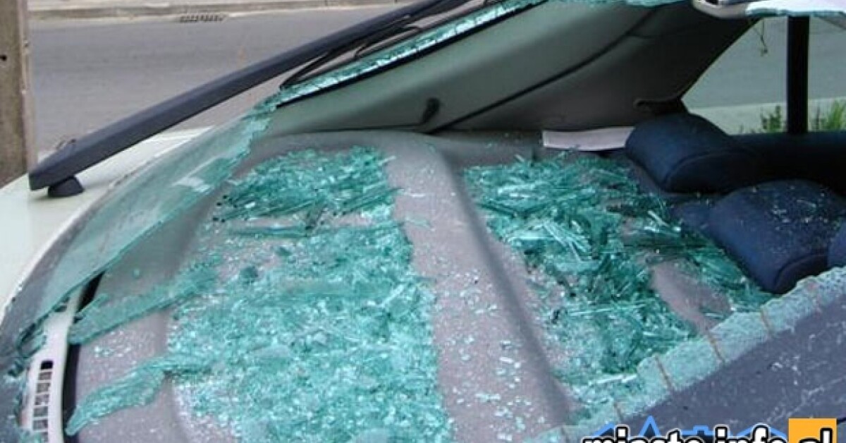 Myślenice: Pijana 18-latka zniszczyła 7 samochodów 