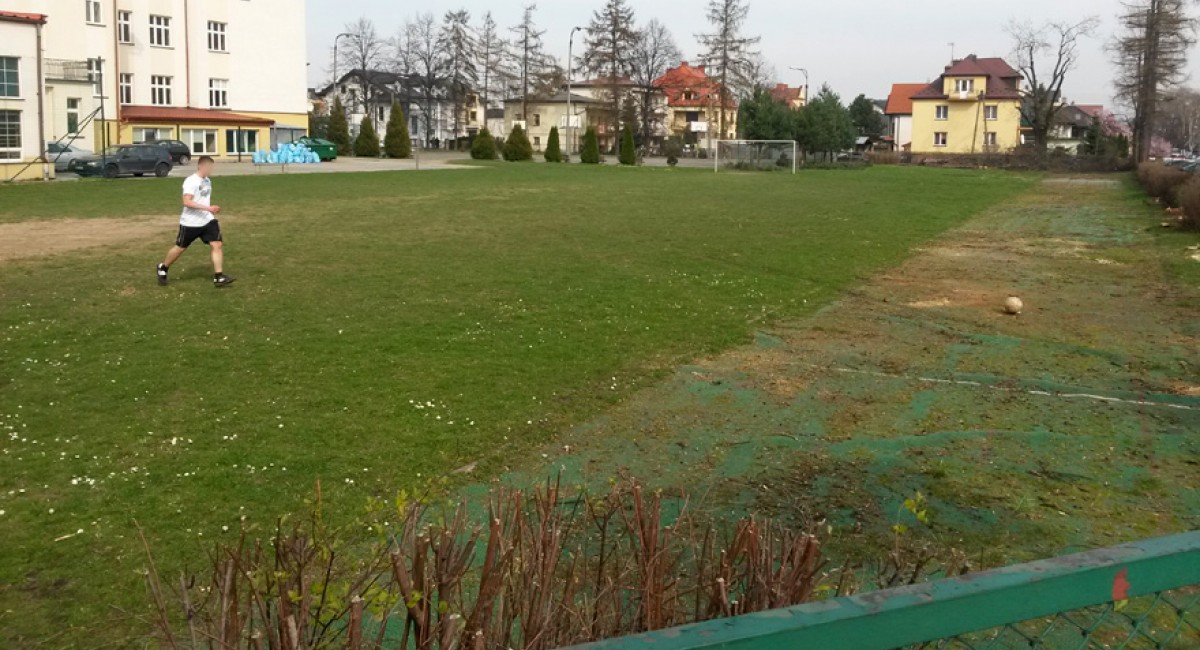 Myślenice, Dobczyce: Nowe boiska przy szkołach jeszcze w tym roku