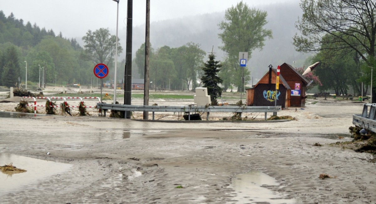 WIELKA WODA 2014: Wspólnie tworzymy raport powodziowy z powiatu