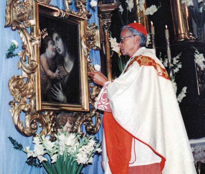 Rekoronacja myślenickiego obrazu przez kardynała Franciszka Macharskiego. Myślenice, rok 1983, fot. Józef Stanisław Błachut