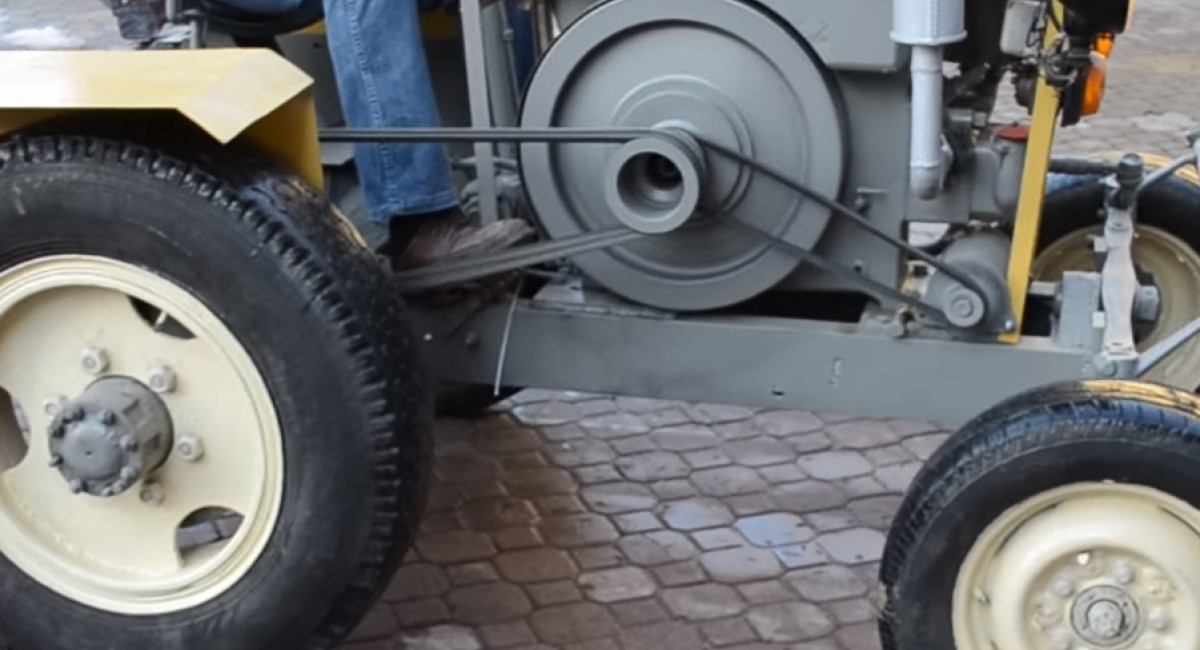 Prowadził traktor mając ponad 3 promile. Twierdził, że to przez cukierki