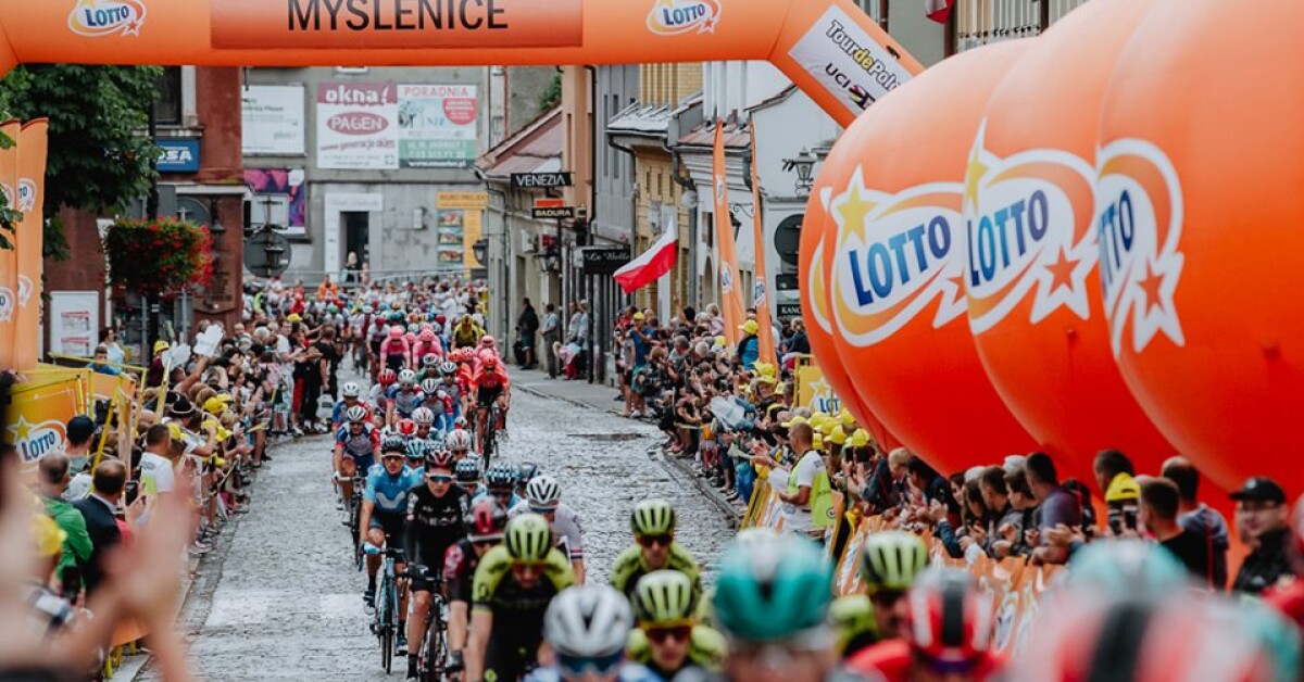 Kolarze Tour de Pologne przejechali przez Myślenice