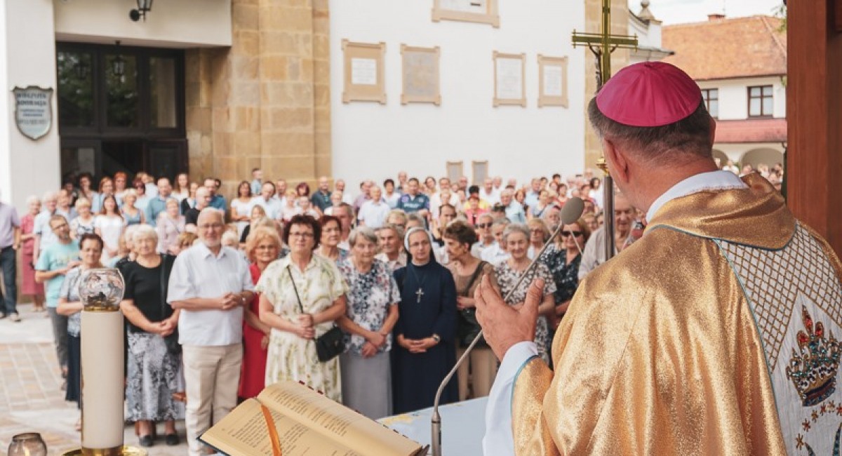 50-lecie koronacji obrazu Matki Bożej Myślenickiej: Ruszył tydzień jubileuszowy. PROGRAM