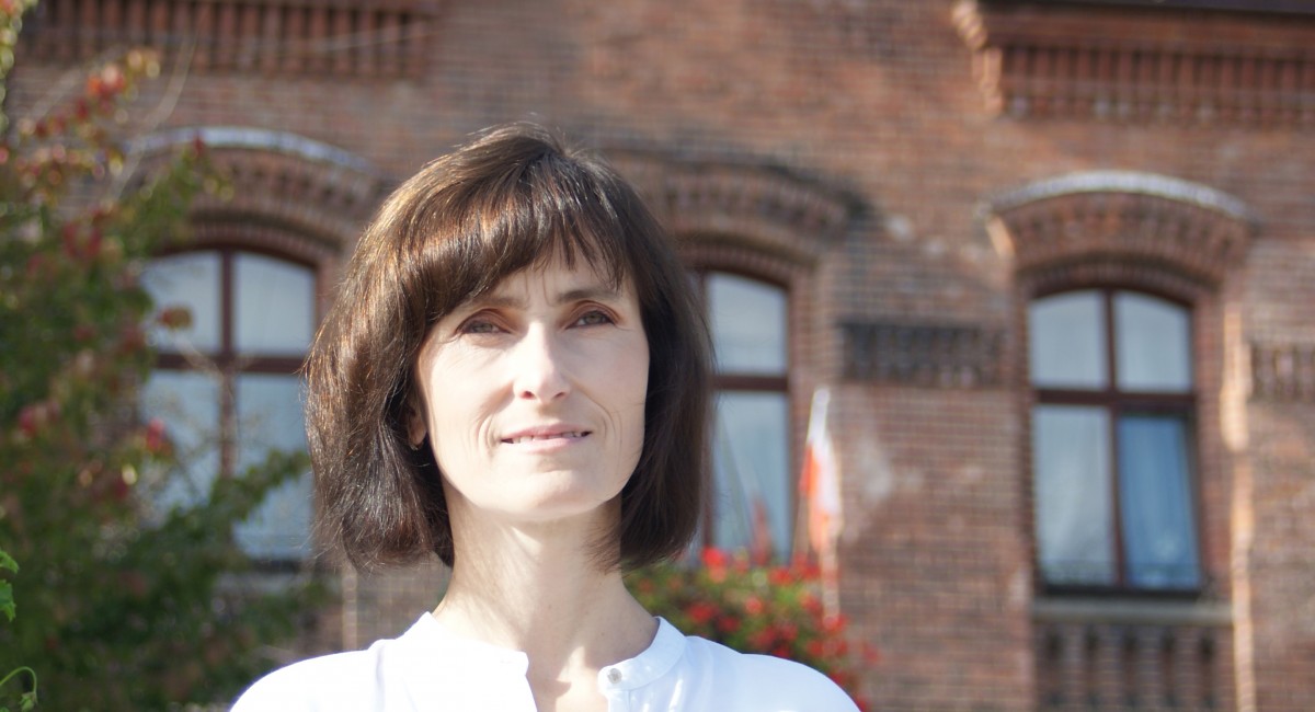 Grażyna Ambroży: Jestem osobą wierzącą, ale uważam, że nie należy łączyć spraw państwowych z wiarą