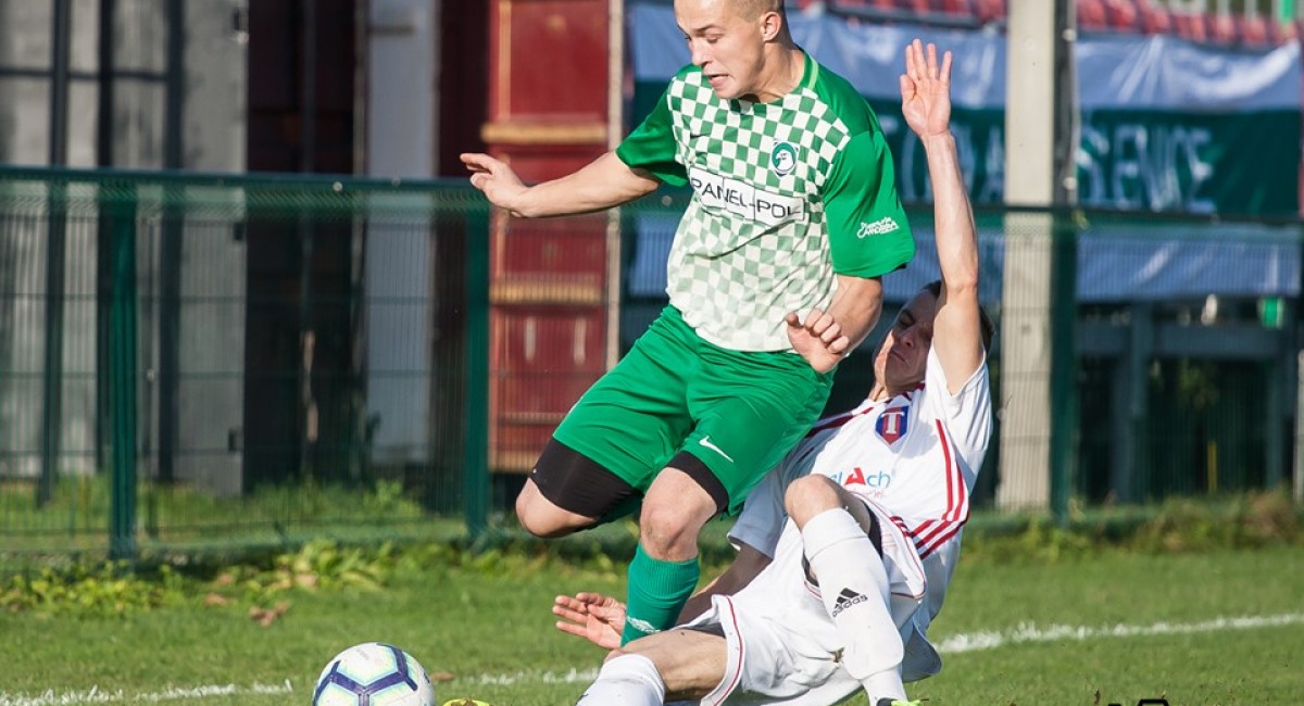 Dopiero w końcówce Orzeł pokazał szpony