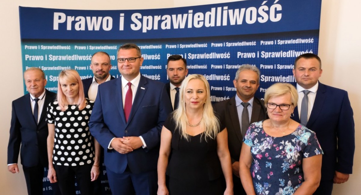 Wacław Żarski zaskoczony odcięciem się od niego przez PiS. Punktuje zarzuty partii. Już nie są jedną drużyną?