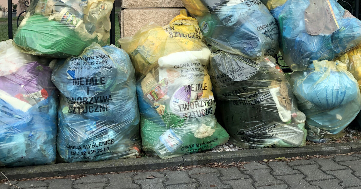 Kolejne podwyżki cen śmieci. Tym razem w Wiśniowej i Tokarni