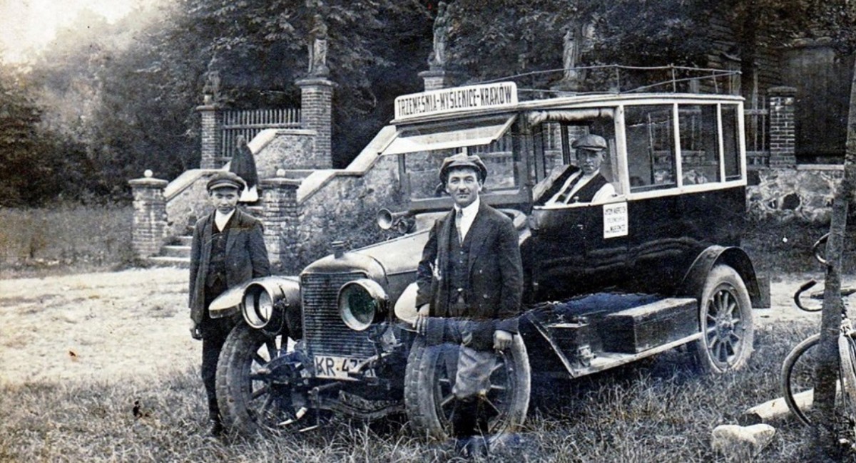 Co było przed busami? Tak się podróżowało 90 lat temu