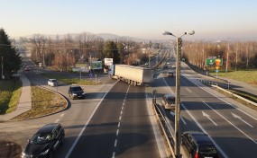 Kierowcy ryzykują tu przy każdym przejeździe. Województwo odkłada pieniądze na bezkolizyjny węzeł
