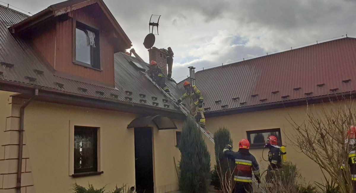 Paliło się na poddaszu