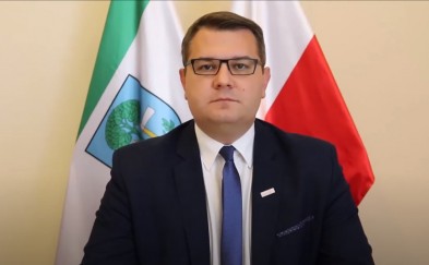 Burmistrz Myślenic przekaże dane wyborców Poczcie Polskiej. „Nie będę przykładać się do dezintegracji i osłabienia Polski”