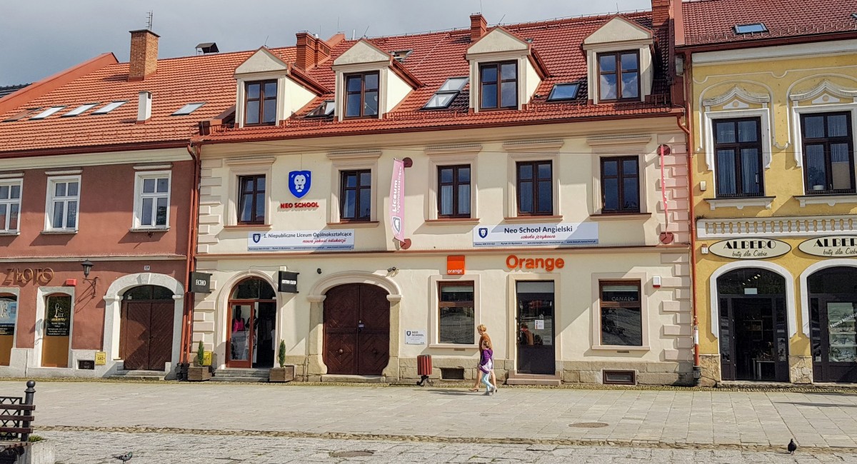 Neo School - szkoła, w
której rozwiniesz skrzydła