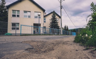 Burmistrz pisze do starosty: Złóżcie wniosek do wojewody, a my dołożymy się do remontu