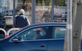 Wchodzisz bez maseczki do sklepu lub busa? Sprawdzi to straż miejska i policja