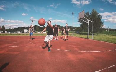 Pierwszy turniej streetball "GOLDEN G.O.A.T" wygrała ekipa z Dobczyc. „Zawody powstały z pasji do koszykówki”