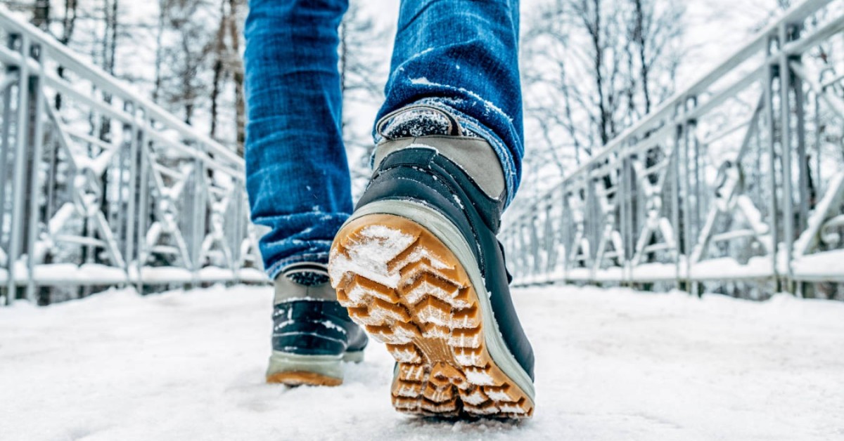 Czym kierować się przy wyborze butów zimowych?