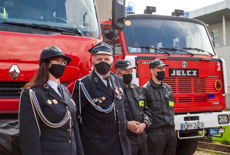 Strażacy z Dolnego Przedmieścia dostaną nowy samochód. W tym roku