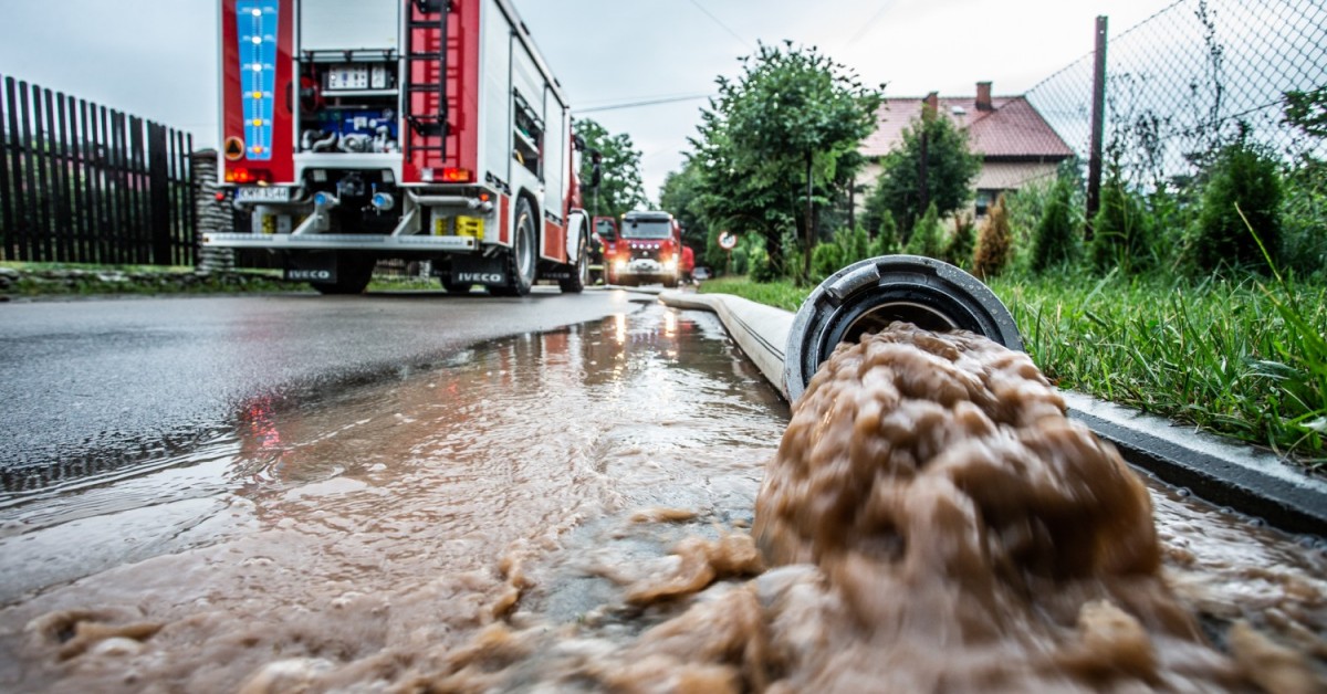 Powódź błyskawiczna w gminie Myślenice. Straty oszacowano na 12 mln zł