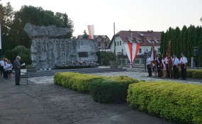 Pamiętali o rocznicy pacyfikacji miasta; 78 lat temu zginęło 26 mieszkańców Sułkowic i Harbutowic