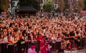 Smyk Fest 2021: Na scenie w Myślenicach wystąpiła Sanah, Paula Roma i Krzysztof Zalewski