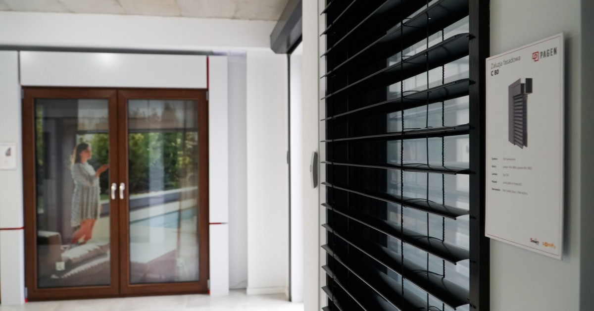 MYŚLENICE: 150 m² ekspozycji okien w nowym salonie PAGEN