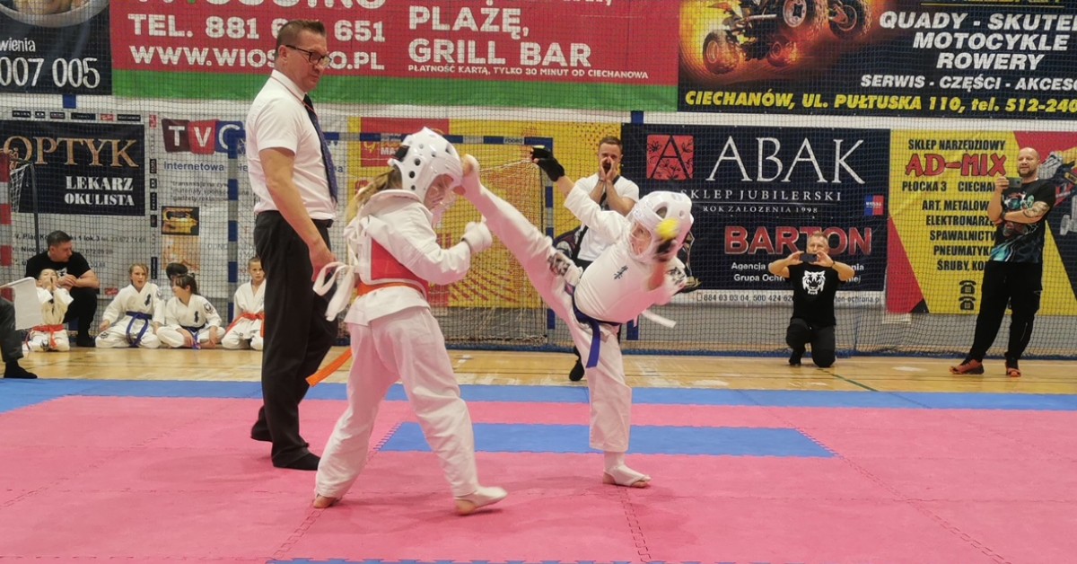 Karatecy z Myślenic na trzecim miejscu w ogólnopolskim turnieju