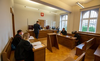 Przed Sądem Rejonowym w Myślenicach ruszył proces w sprawie rozbiórki "starej szkoły" w Krzyszkowicach
