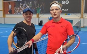 Piotr Zięba z Myślenic wygrał Halowy Turniej Tenisa 2022 w Giebułtowie