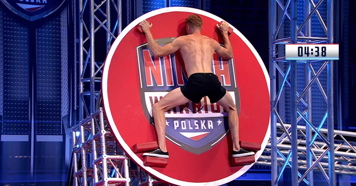 Finał 5 sezonu Ninja Warrior Polska. Sebastian Kasprzyk wpadł do wody. „Niestety koło dziś rozdało karty”