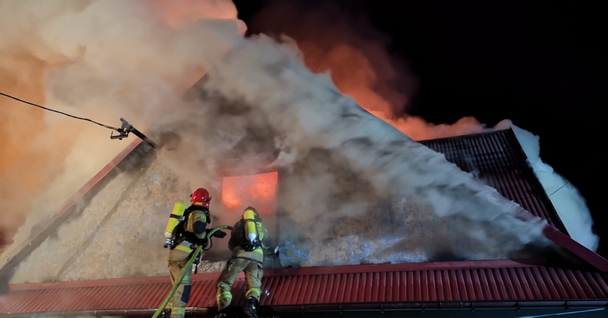 Zawadka. Z pożarem domu strażacy walczyli ponad 5 godzin