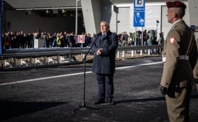 Andrzej Adamczyk: Mamy problem z odcinkiem Myślenice-Kraków, który będzie się blokował na całe godziny od 2030-33 roku