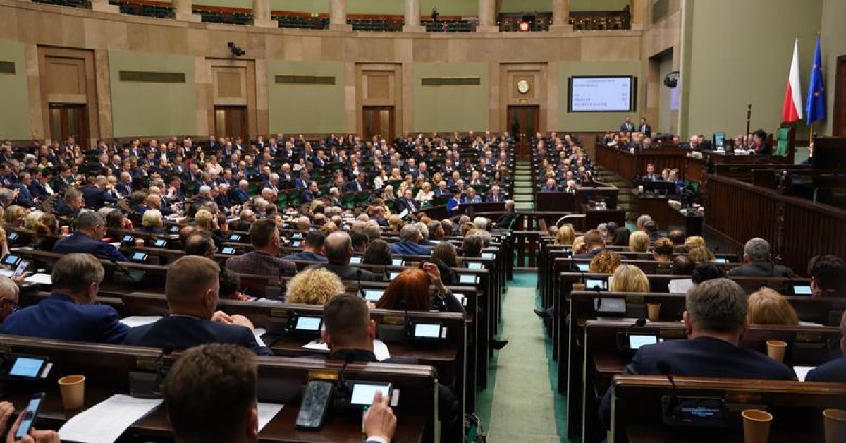 Nie będą ściągać samorządowców, którzy przekazali dane wyborców podczas tzw. „wyborów kopertowych” w 2020 r. Sejm uchwalił ustawę abolicyjną
