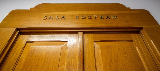 Sąd Rejonowy w Myślenicach umorzył postępowania wobec wójtów Tokarni i Lubnia dotyczące tzw. „wyborów kopertowych” z 2020 roku