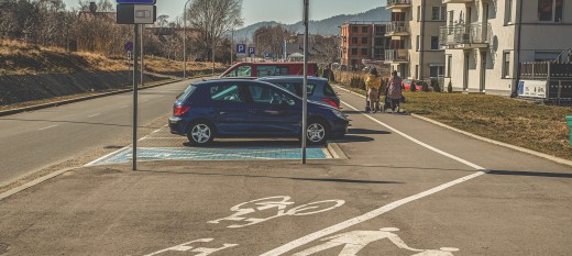 Raport z „Planu Zrównoważonej Mobilności”: Najgorzej oceniamy jakość ścieżek rowerowych i dostępność miejsc parkingowych